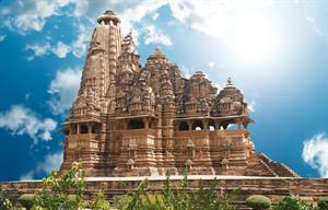 Varanasi-Khajuraho(400 Km/8 Hrs)